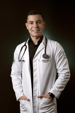 Gabriel Melo - Estudante de Medicina aprovado, mentor do Redação Online