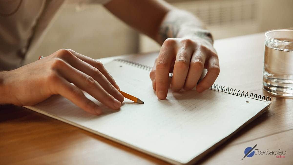 Democratização do ensino superior: o papel das políticas de inclusão na redução das desigualdades educacionais no país | Tema de redação