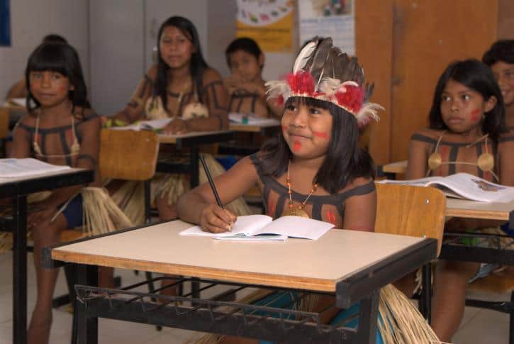 tema-de-redacao-a-questao-indigena-e-a-educacao