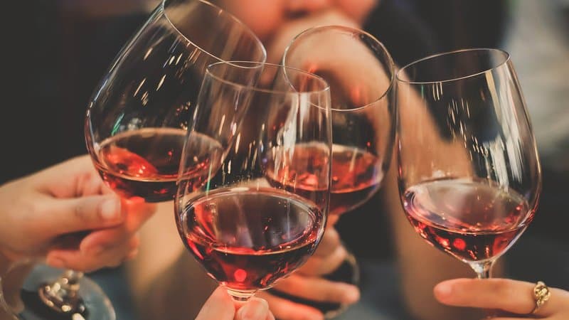 sociedade-brasileira-camarotizacao-desigualdade-classes-sociais-redacao-online