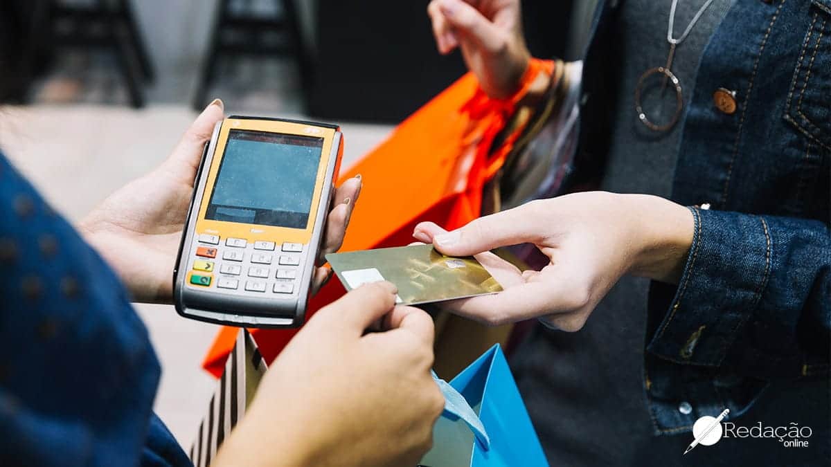 A influência da mídia digital na construção da cultura do consumismo na sociedade contemporânea