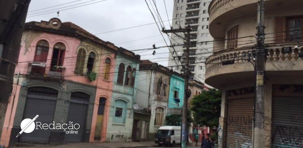 precarização da moradia