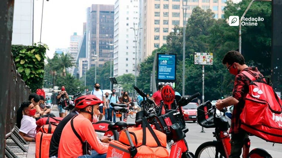 A valorização dos trabalhadores por aplicativos no Brasil | Tema de redação